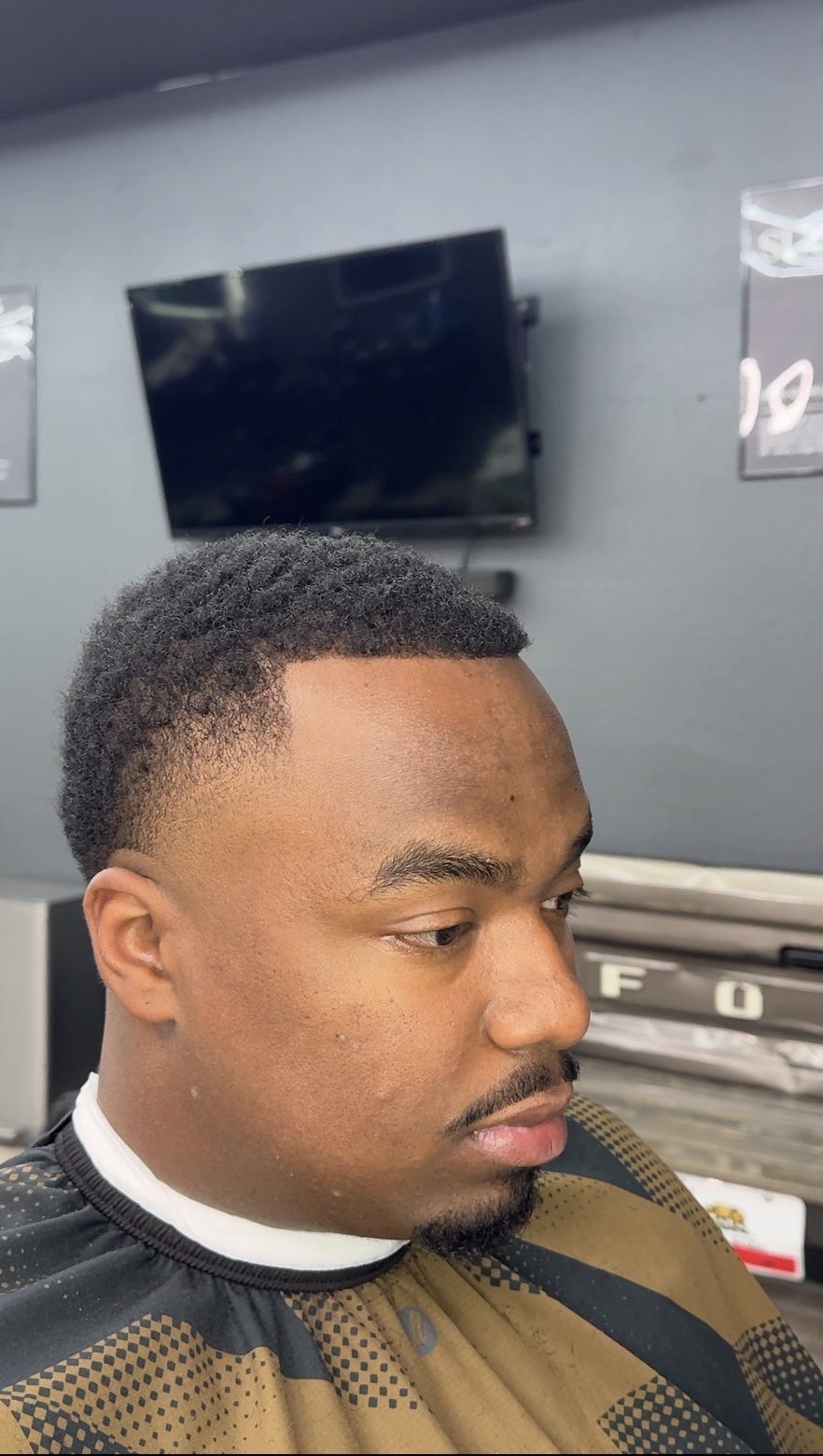 Clean drop fade with textured top